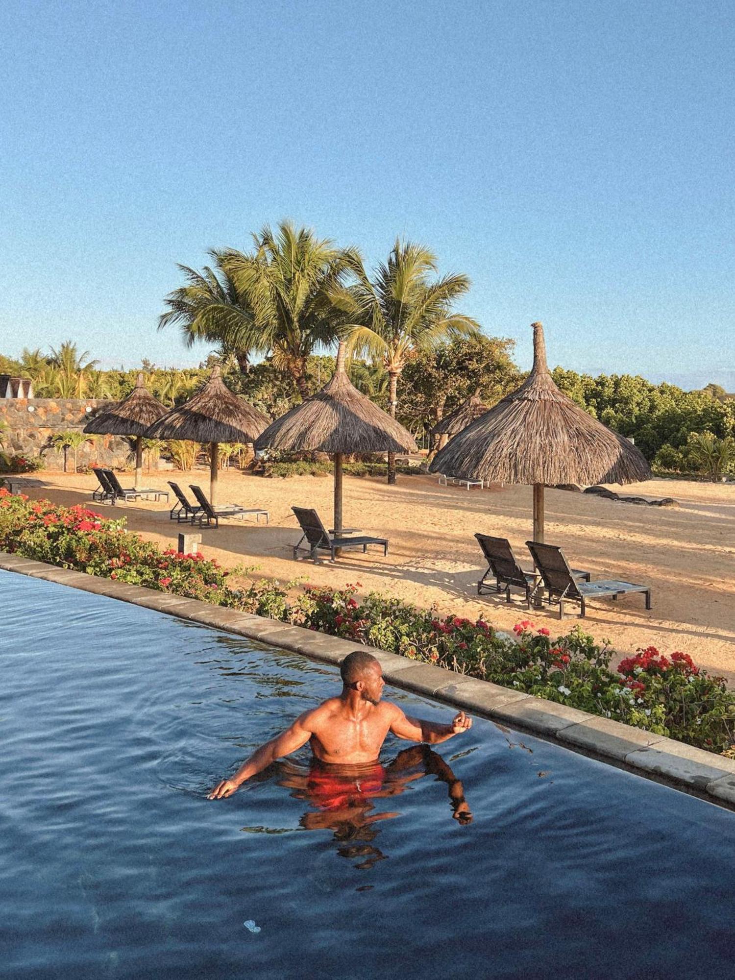 Radisson Blu Azuri Resort&Spa Roches Noires Exterior foto
