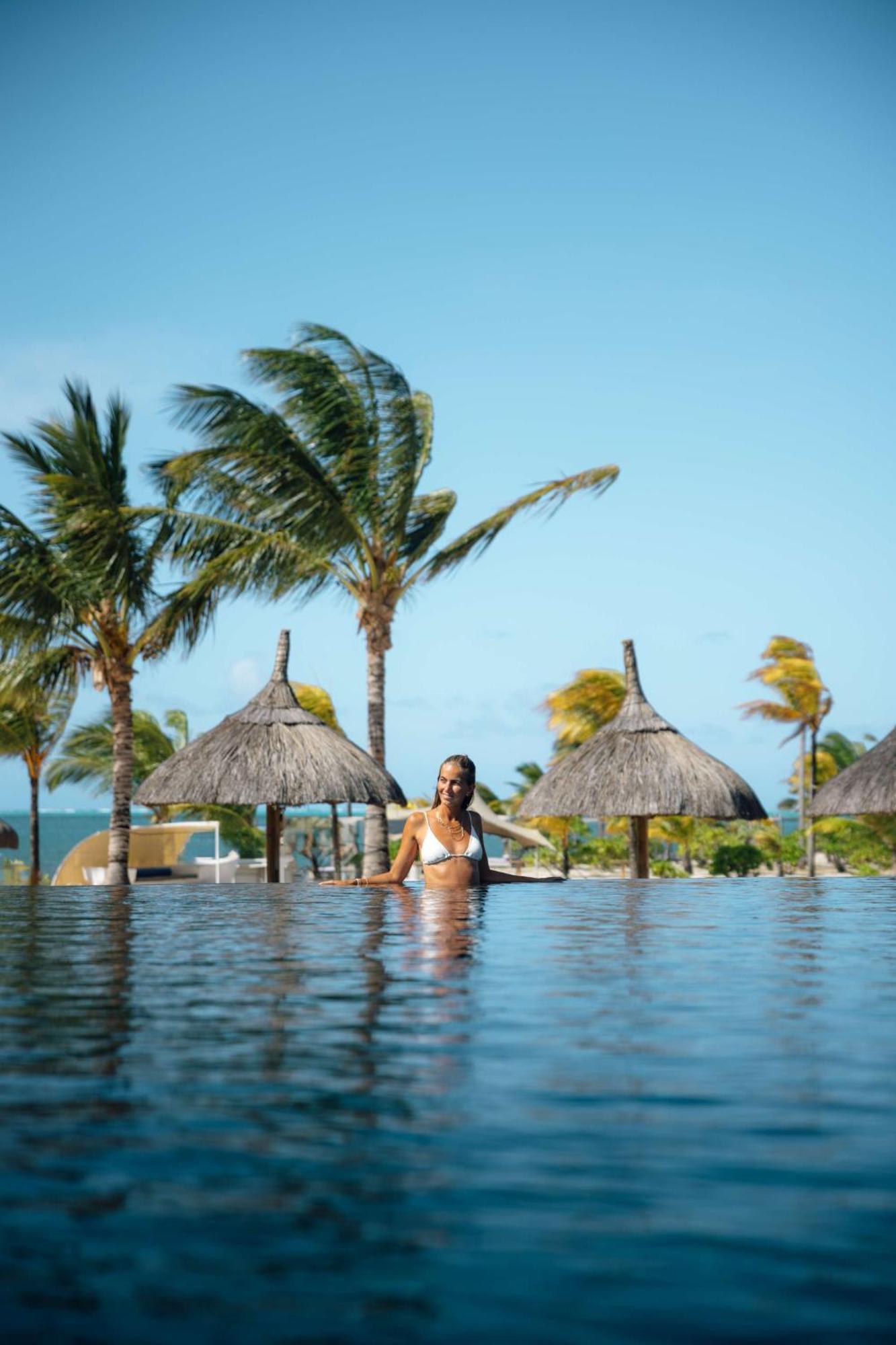Radisson Blu Azuri Resort&Spa Roches Noires Exterior foto