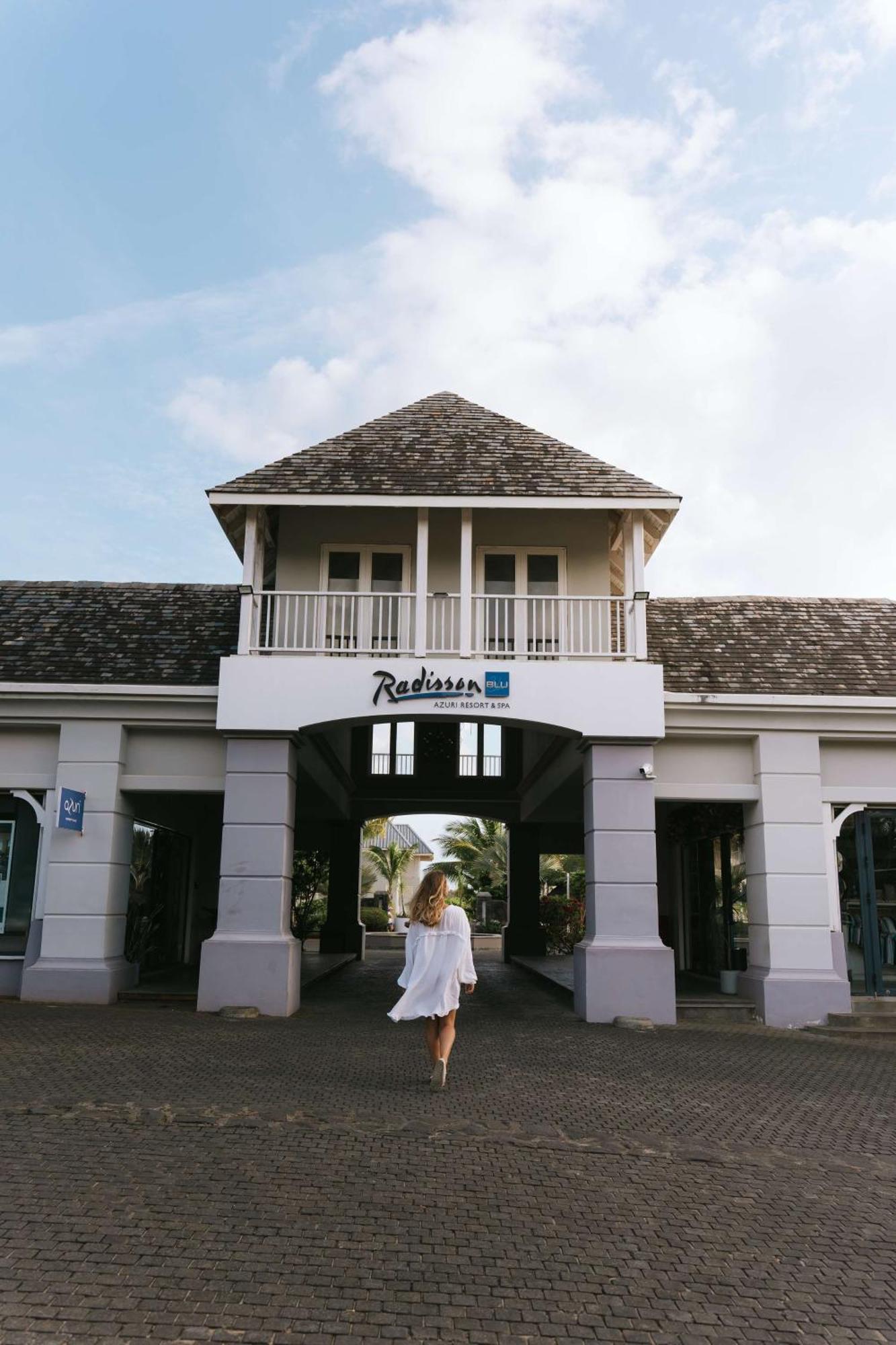 Radisson Blu Azuri Resort&Spa Roches Noires Exterior foto